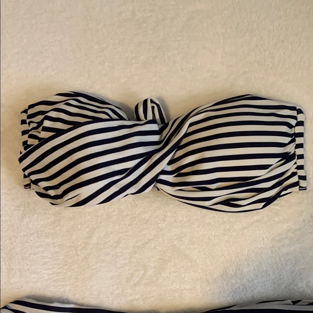 Striped Bikini Set - Picture 3 of 6